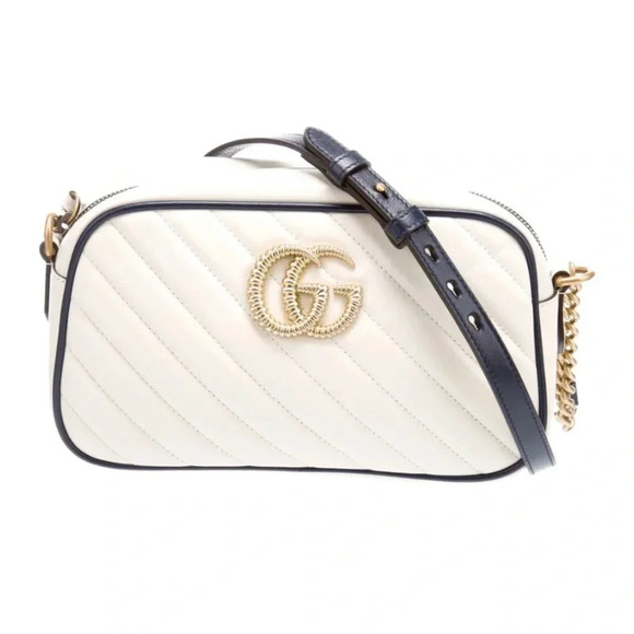 GUCCI
Small Marmont Matelasse Camera Bag - Picture 1 of 8